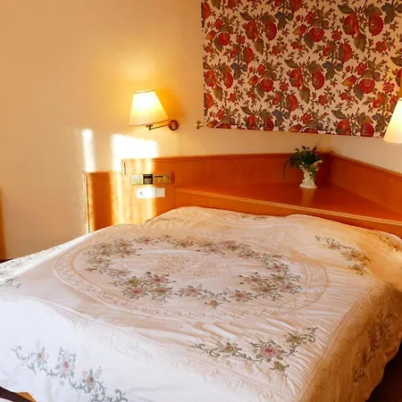 Отель Oeko-landhotel Basler Hof 4*