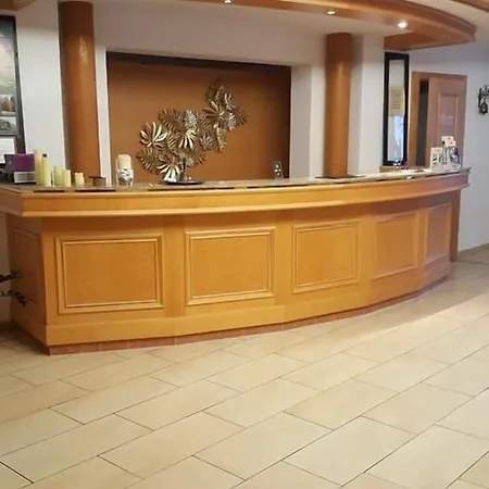 Oeko-landhotel Basler Hof Отель Лаутербах