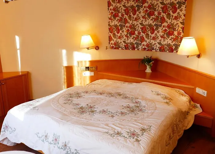 Hotell Oeko-landhotel Basler Hof 4*